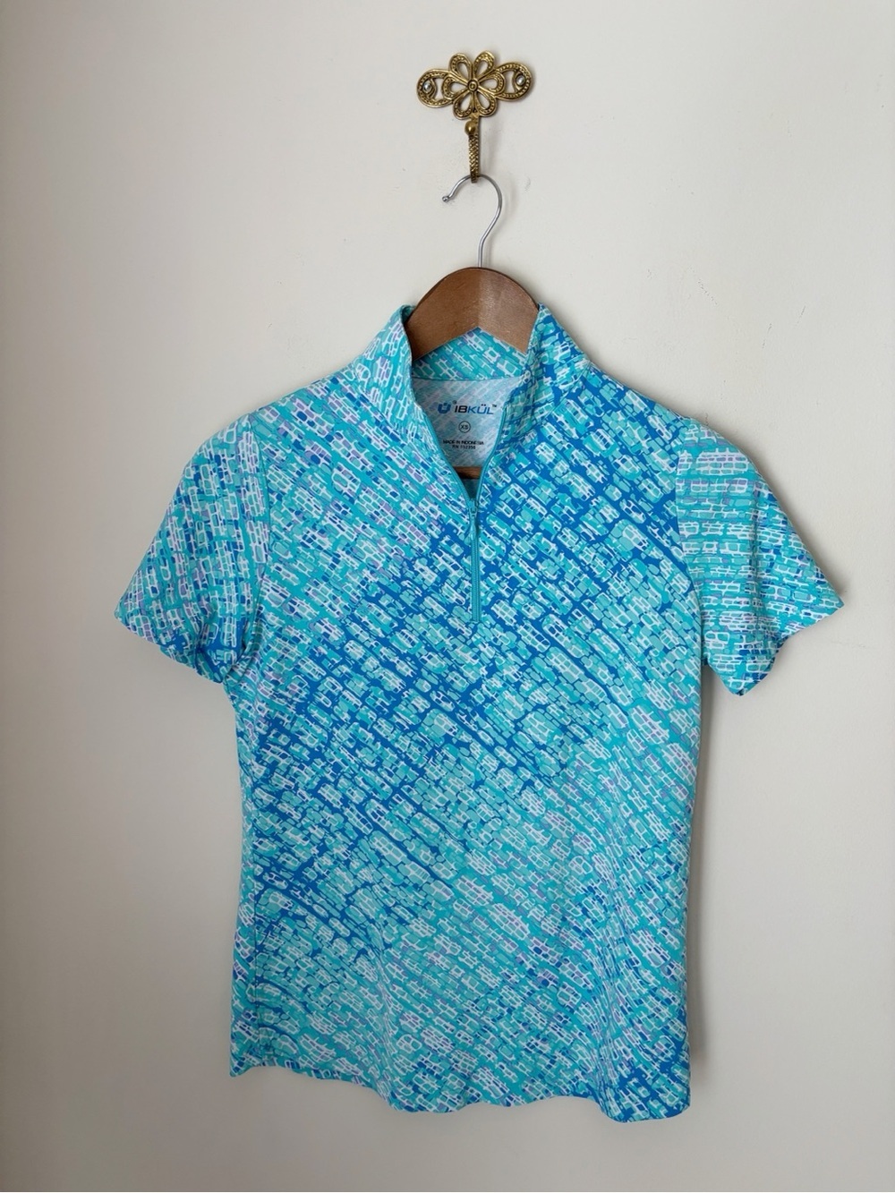 Ibkul Striped Short Sleeve Mock Neck Top XS Liz Jade Golf Pickleball